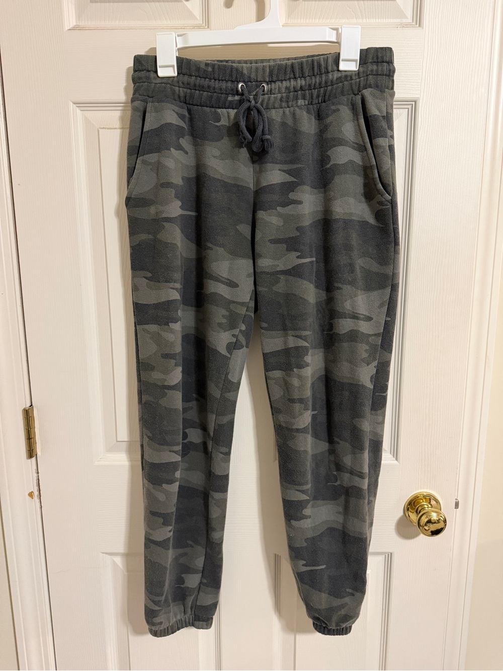 wild fable Olive & Charcoal Camo Jogger Pants